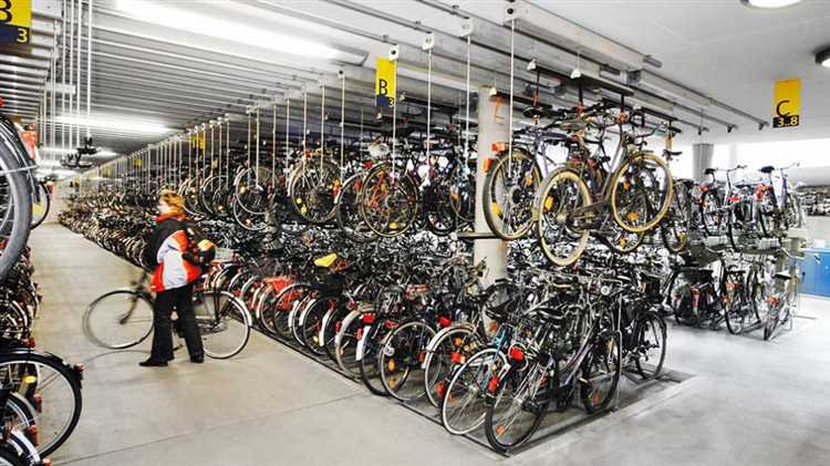 Parken des Fahrrads in Wohngebieten