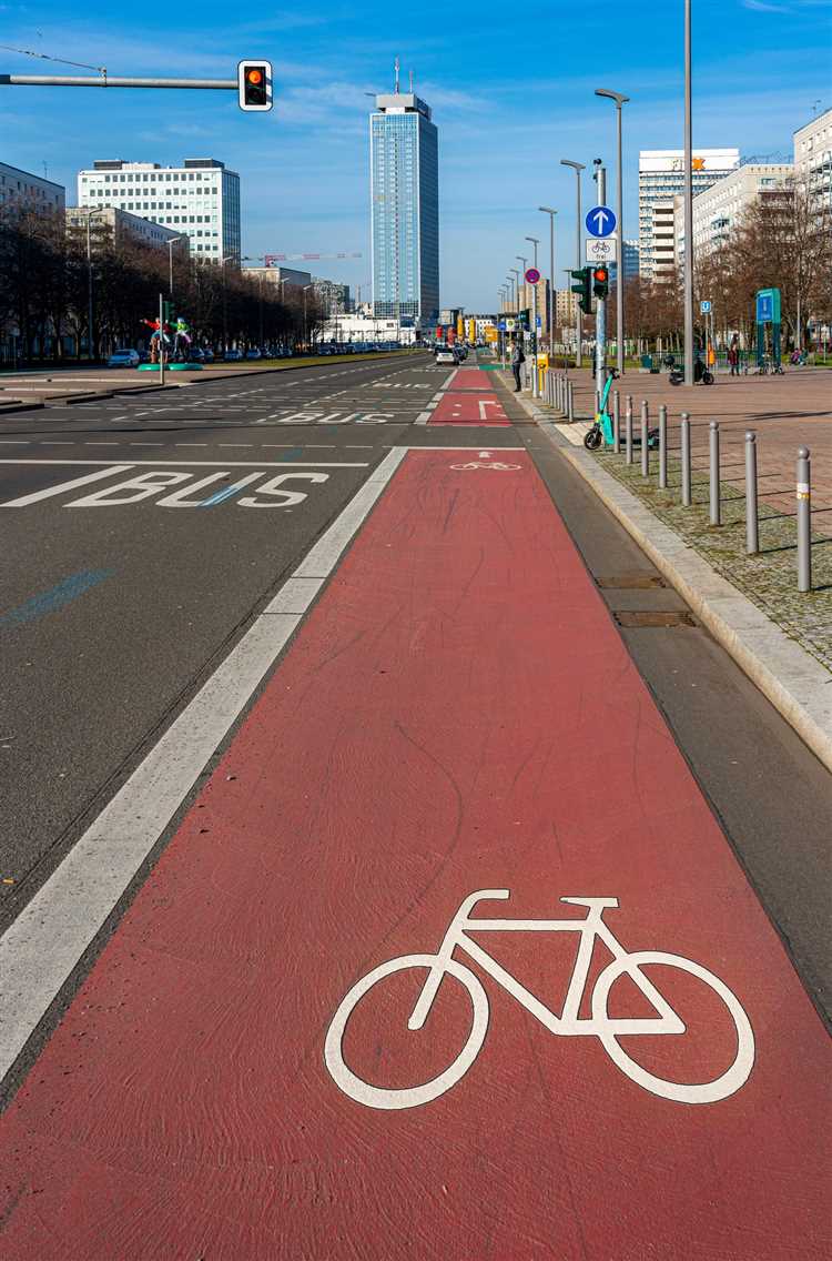 Gesetzliche Regelungen für rote Fahrradwege