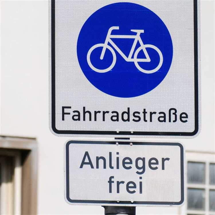 Verpflichtendes Fahrradfahren auf der Fahrradstraße